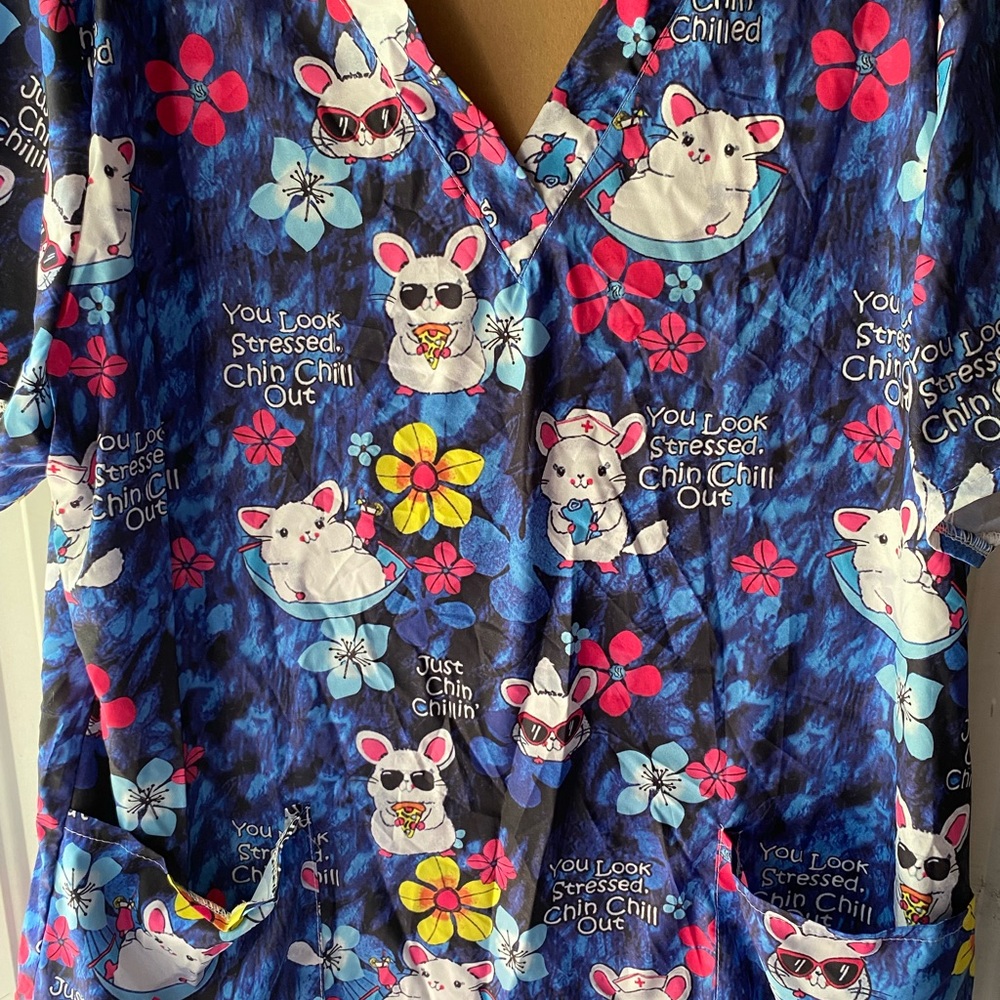 Scrub top